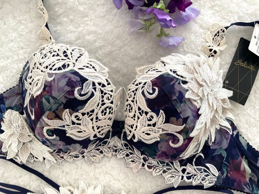 サルート E70/M 62G KO アールデコ