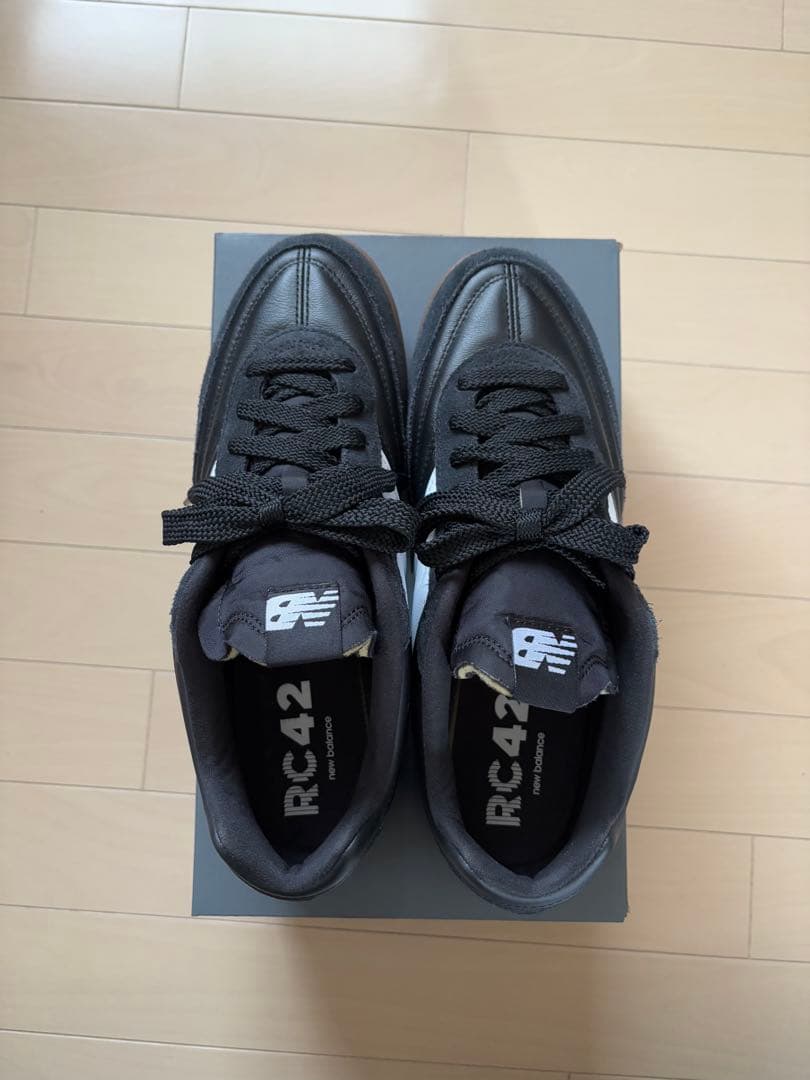 ニューバランス　URC42 28.5 OVY