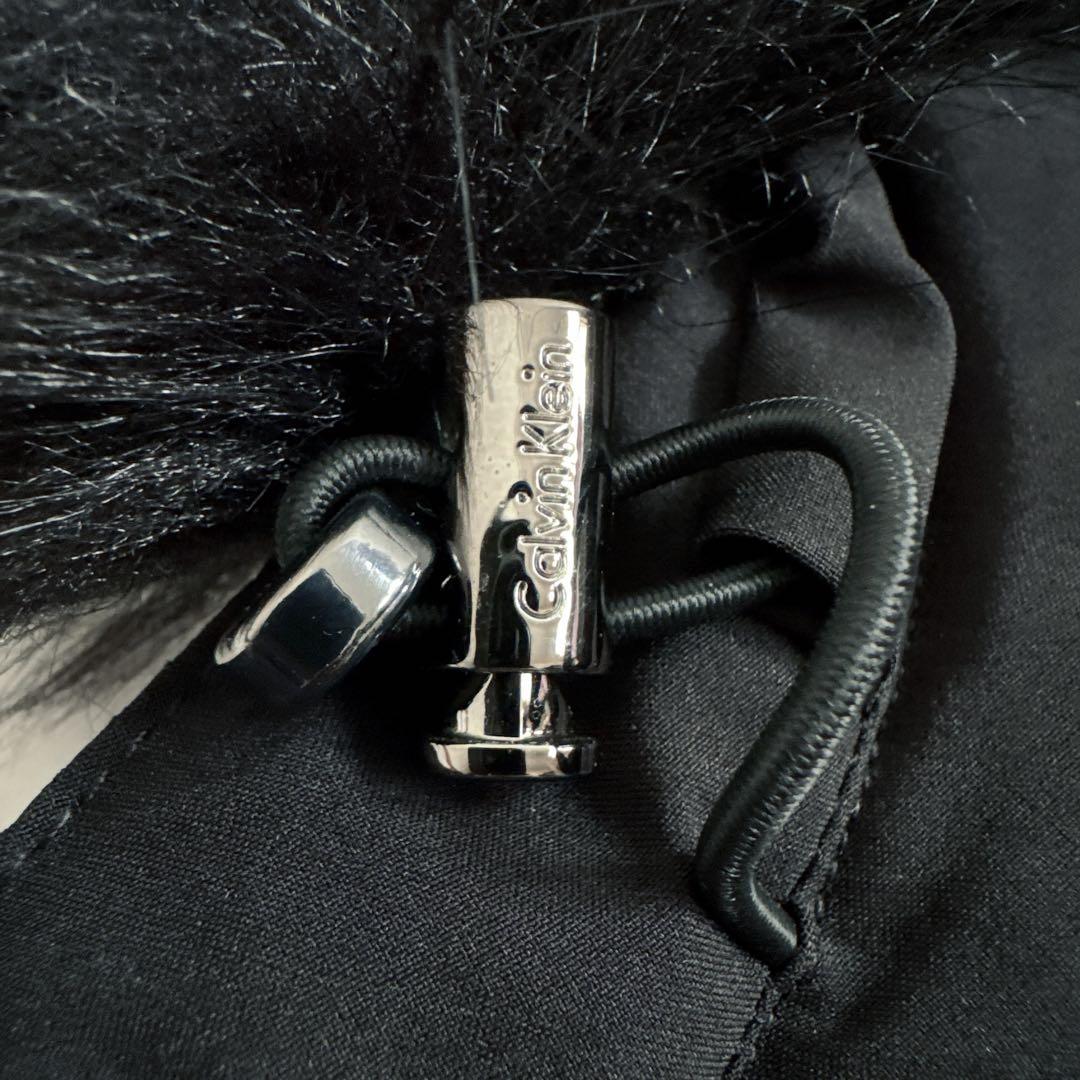 極美品 カルバンクライン 中綿 ロングコート 黒 L ファー付 ロゴプレート