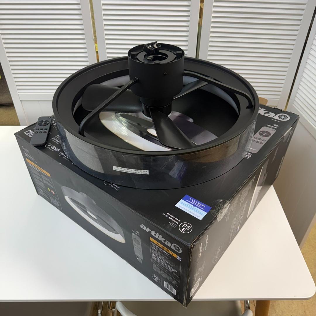 ★超美品　ARTIKA　LEDシーリングファン　FAN-AUR-C4BL