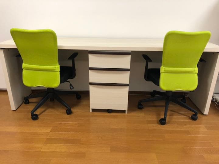 長机×1        ※注意※ 袖机と椅子は別売です