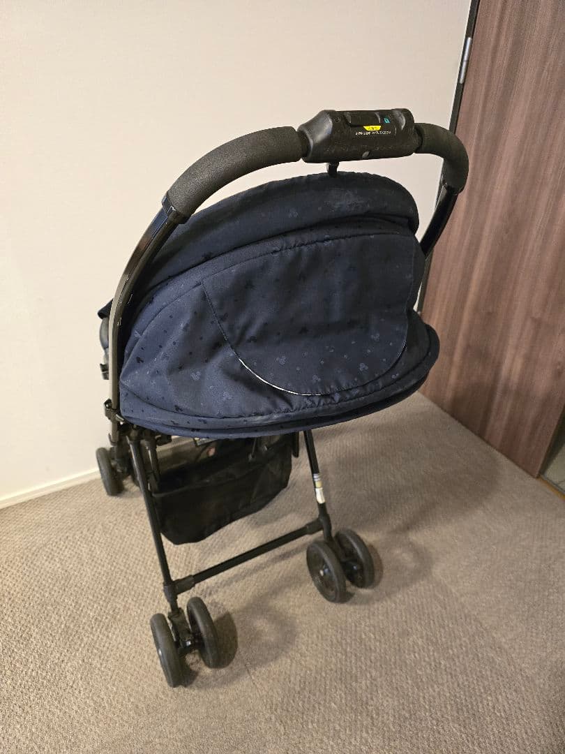 コンビ　ベビーカー メチャカル ハンディα ミッキーマウス ネイビー