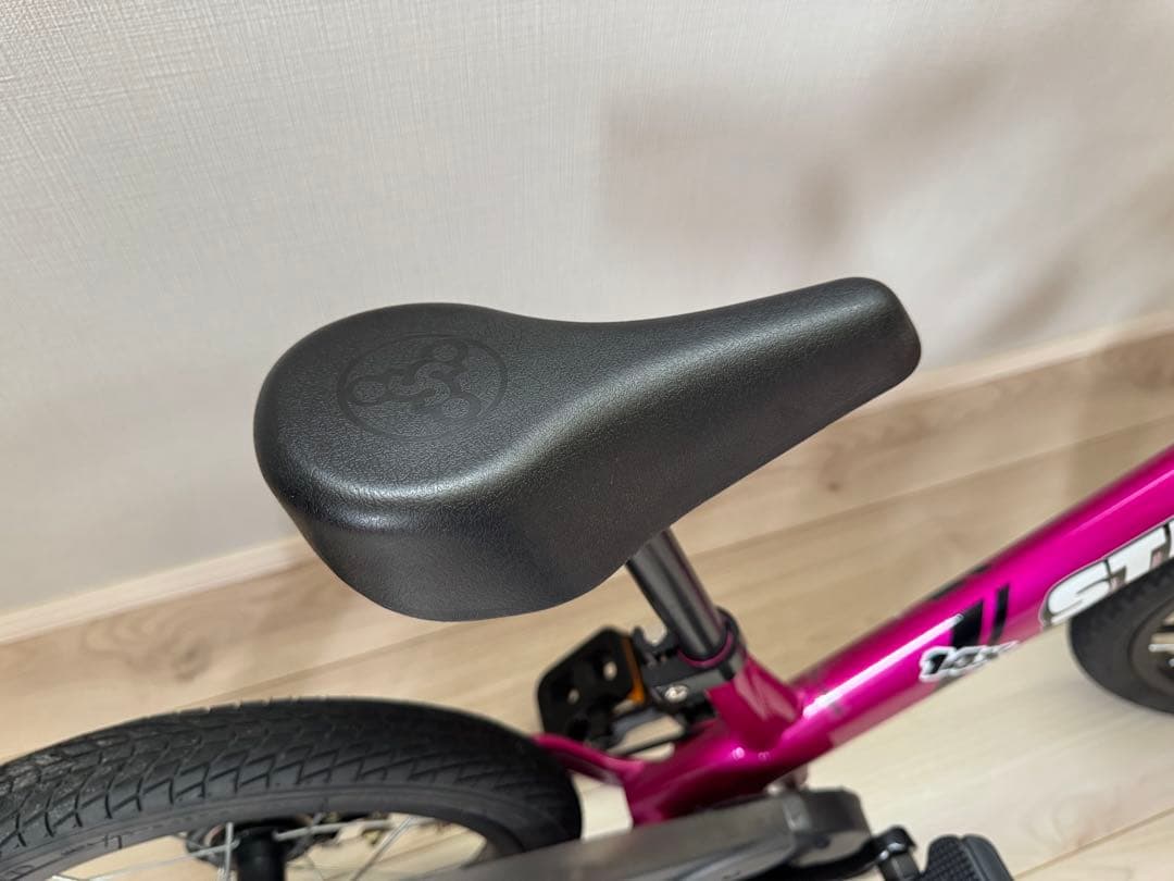 美品　STRIDER 14x ピンク キッズバイク　ストライダー　付属品あります