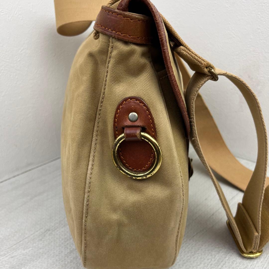 BRADY DART FISHING ショルダーバッグ キャメル キャンバス