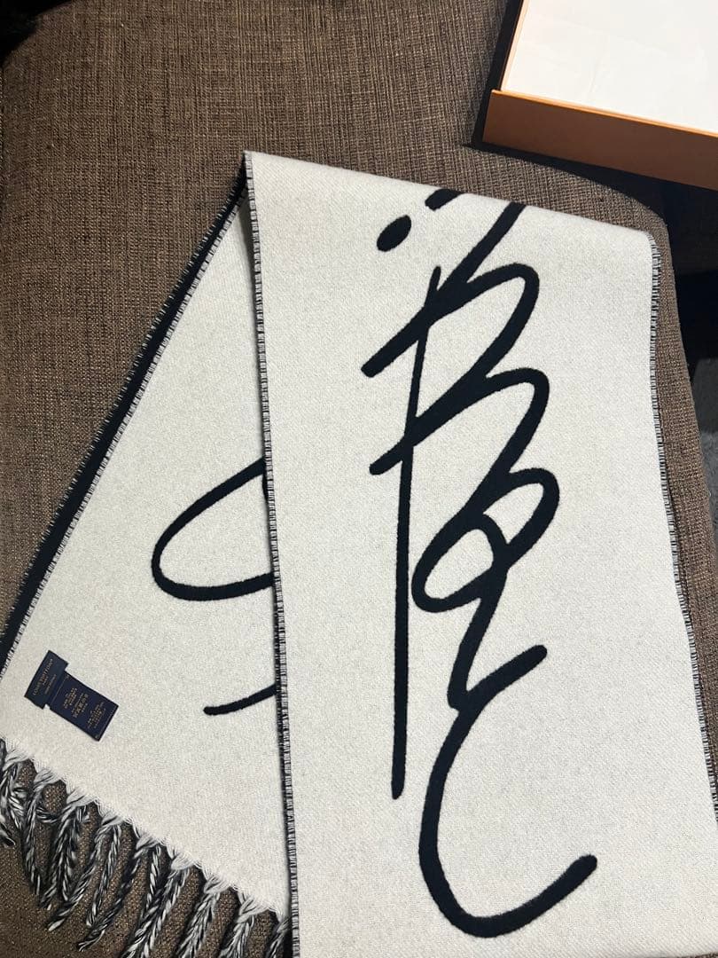 Louis Vuitton マフラー・シグネチャー(新作)