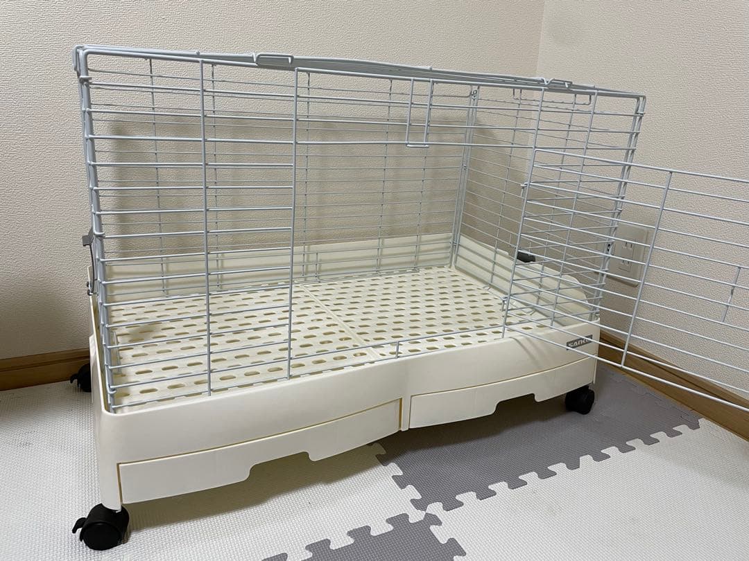 お値下げ！イージーホームエボ　80-WH 小動物用ケージ ホワイト おまけ付き