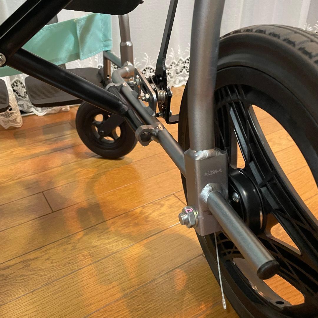 ♿️人気の現行モデル 超軽量コンパクト 介助式 車椅子 ノーパンクタイヤ