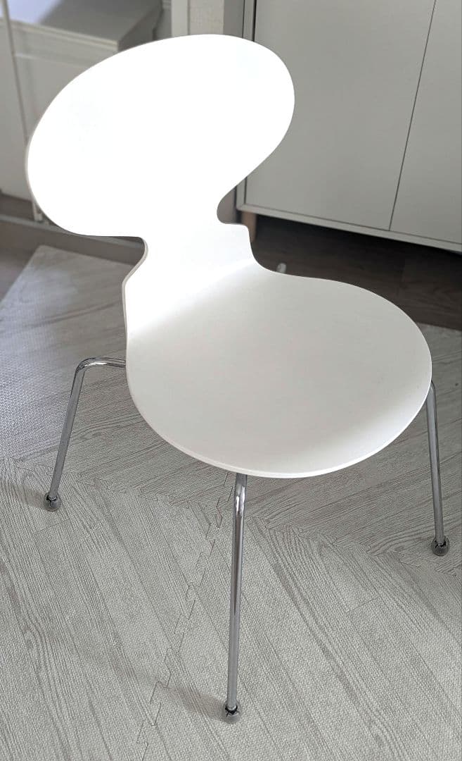 フリッツハンセン　アントチェア　アリンコチェア　ホワイト　デザイナーズチェア