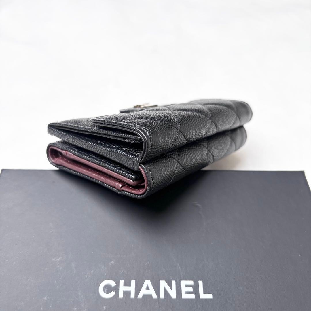 新品未使用 CHANEL 三つ折り財布 キャビアスキン シールカード ココマーク