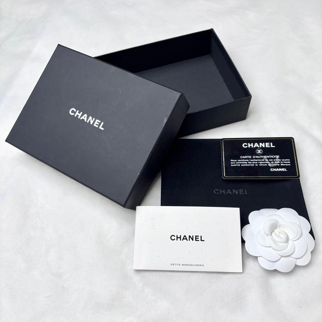新品未使用 CHANEL 三つ折り財布 キャビアスキン シールカード ココマーク