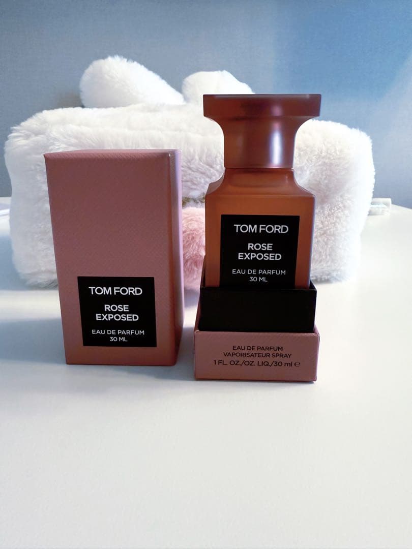 り*ん様 TOM FORD ROSE EXPOSED トムフォード 香水