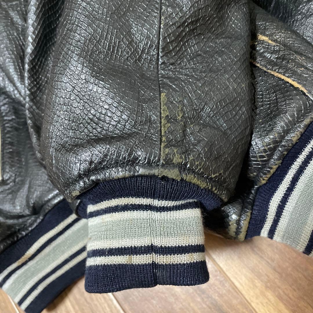 AVIREX Snacksの本革レザージャケット