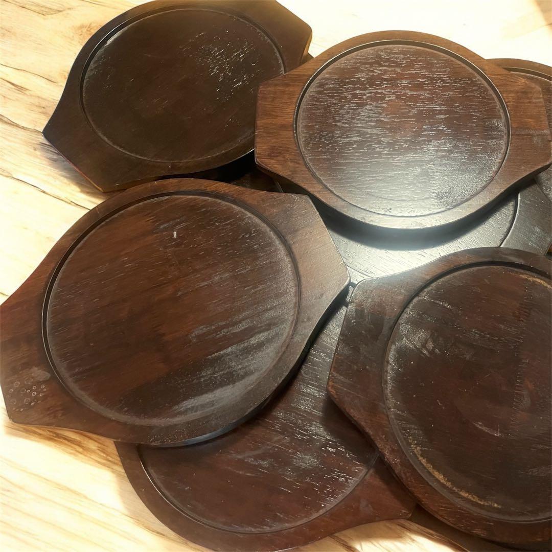 鉄板22cmステーキ皿　丸型(IH対応)鉄 ー丸皿+木製プレート20枚セット