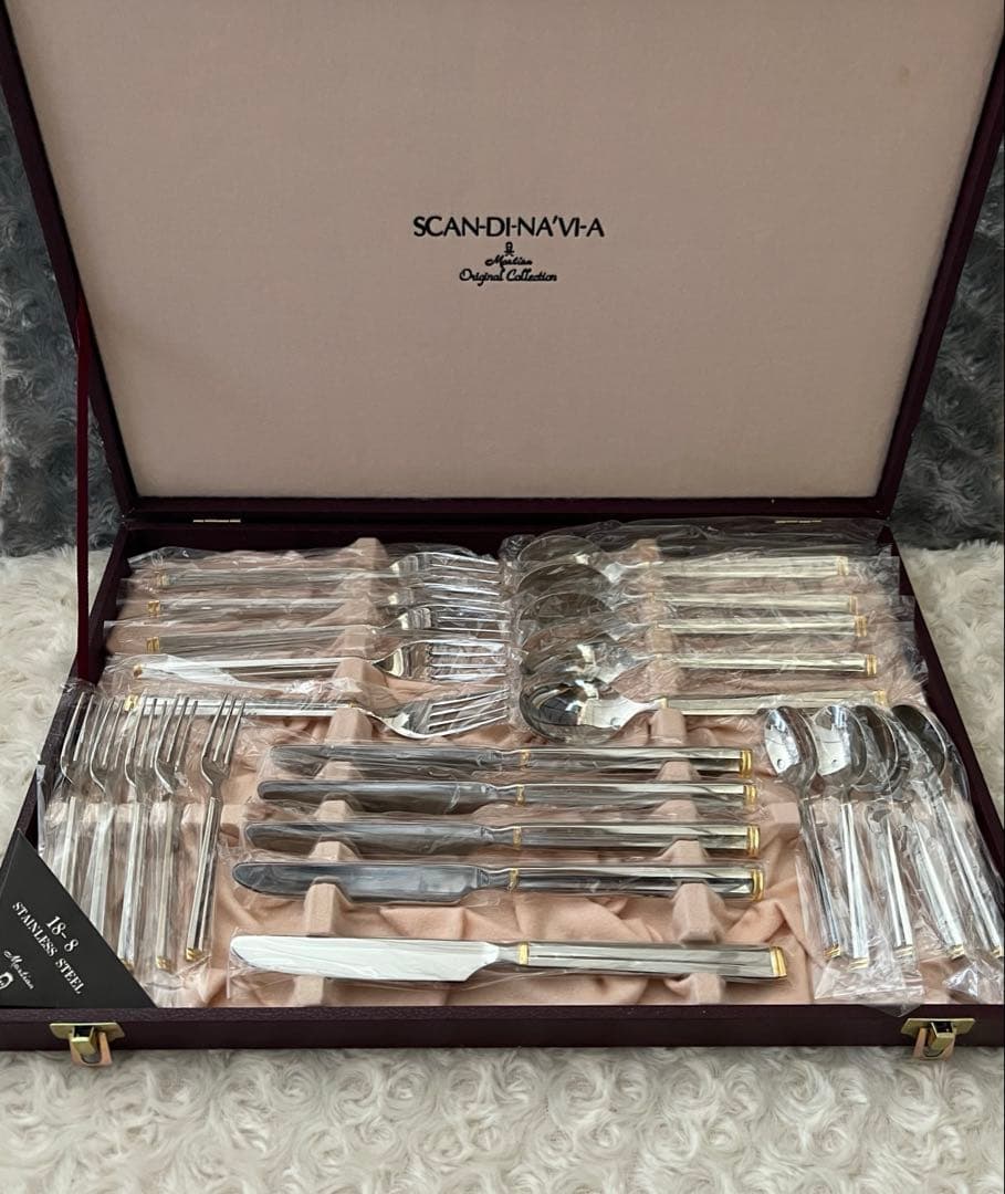 マーシャン　カトラリーセット　スカンジナビア　ディナーセット〈25本セット〉金彩