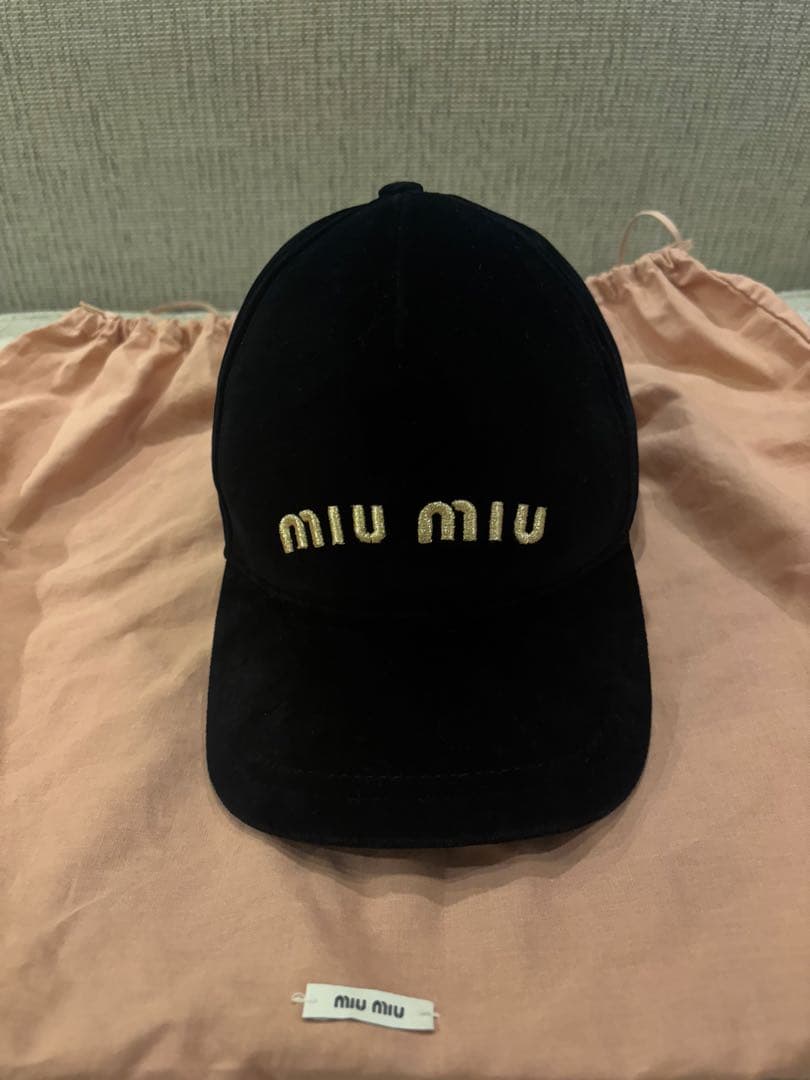 miu miu ベロア　ベルベット　キャップ S 黒