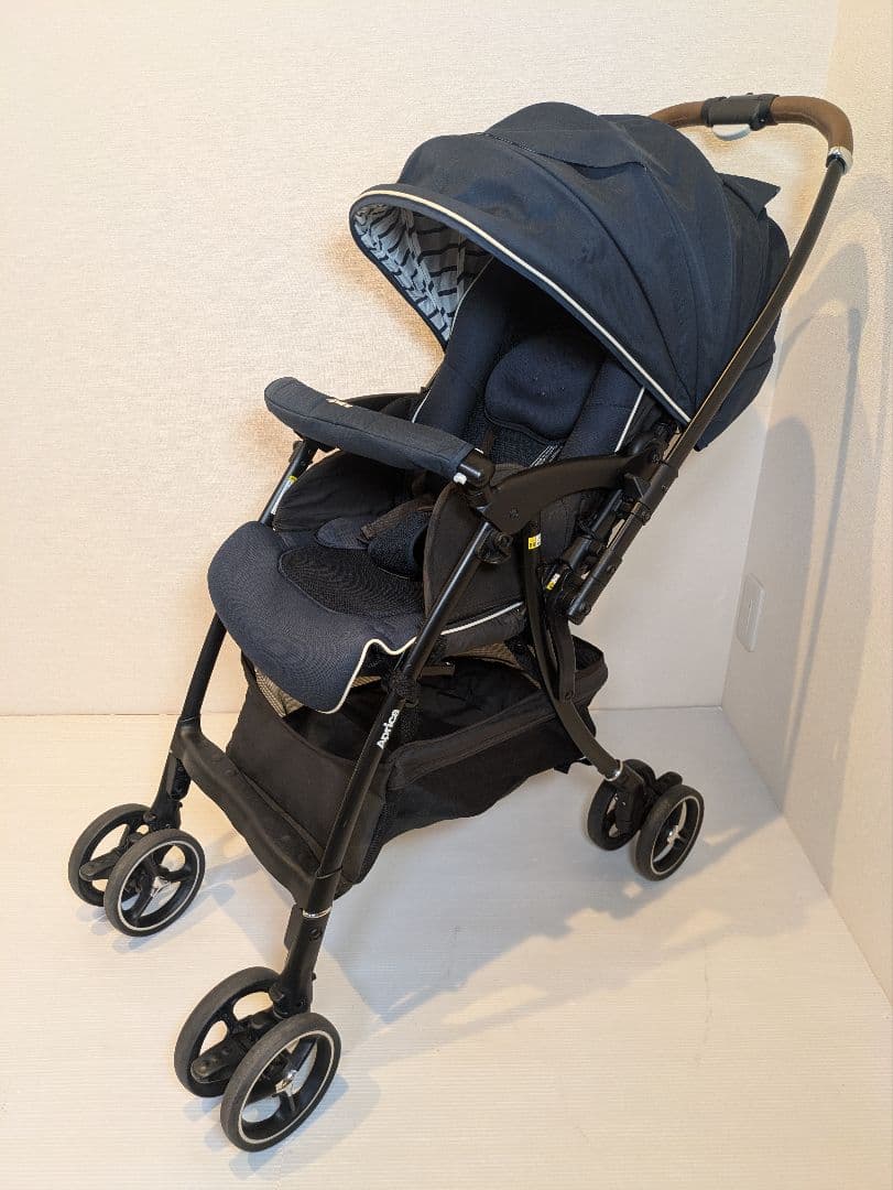 Aprica ラクーナ クッション ネイビー 2162029