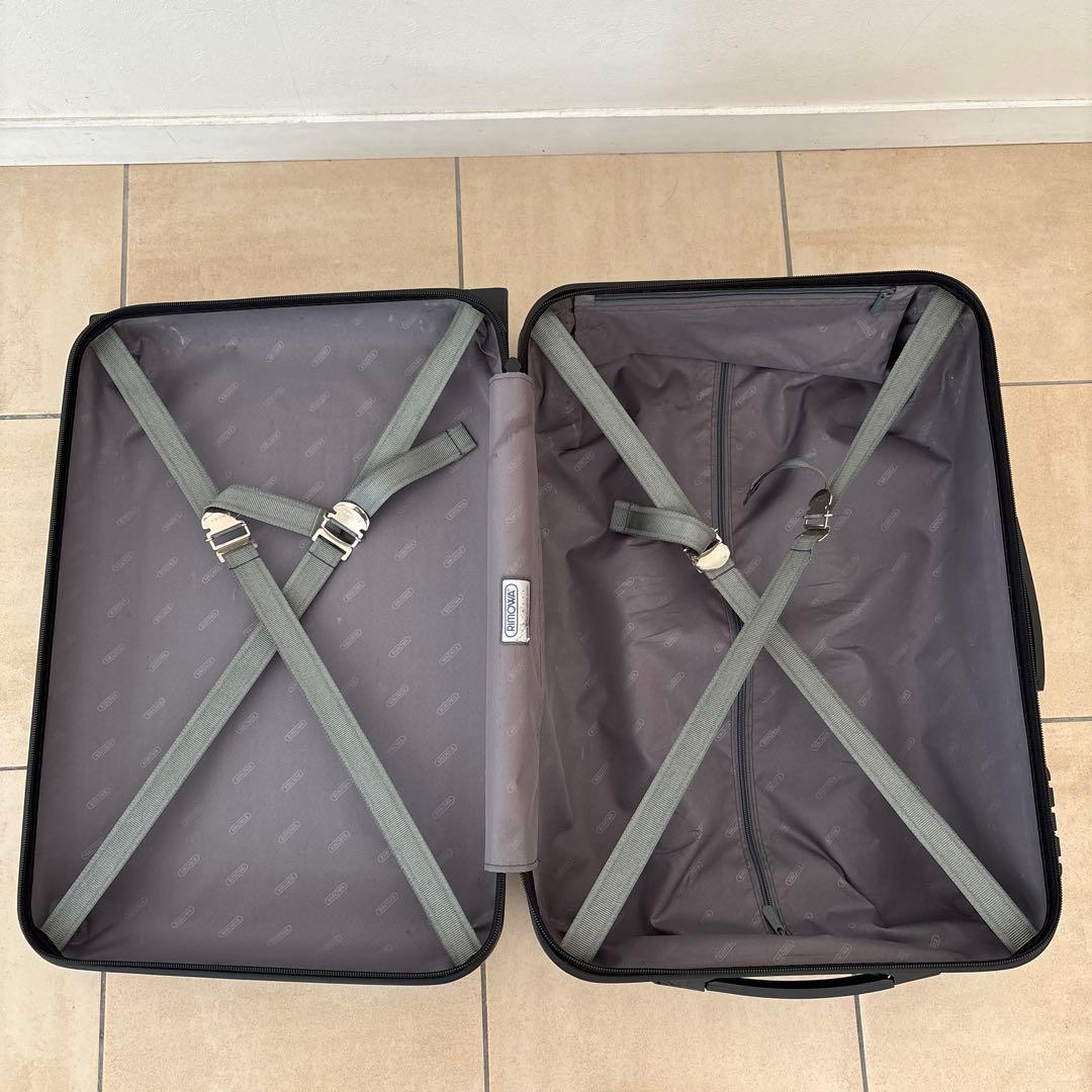 リモワ　キャリーケース