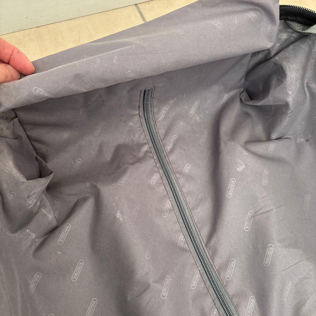 リモワ　キャリーケース