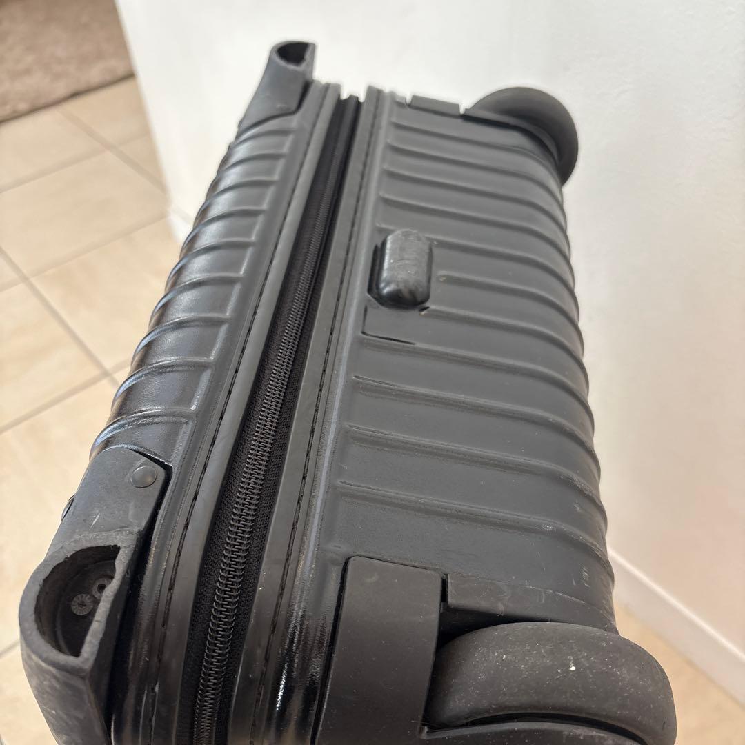 リモワ　キャリーケース