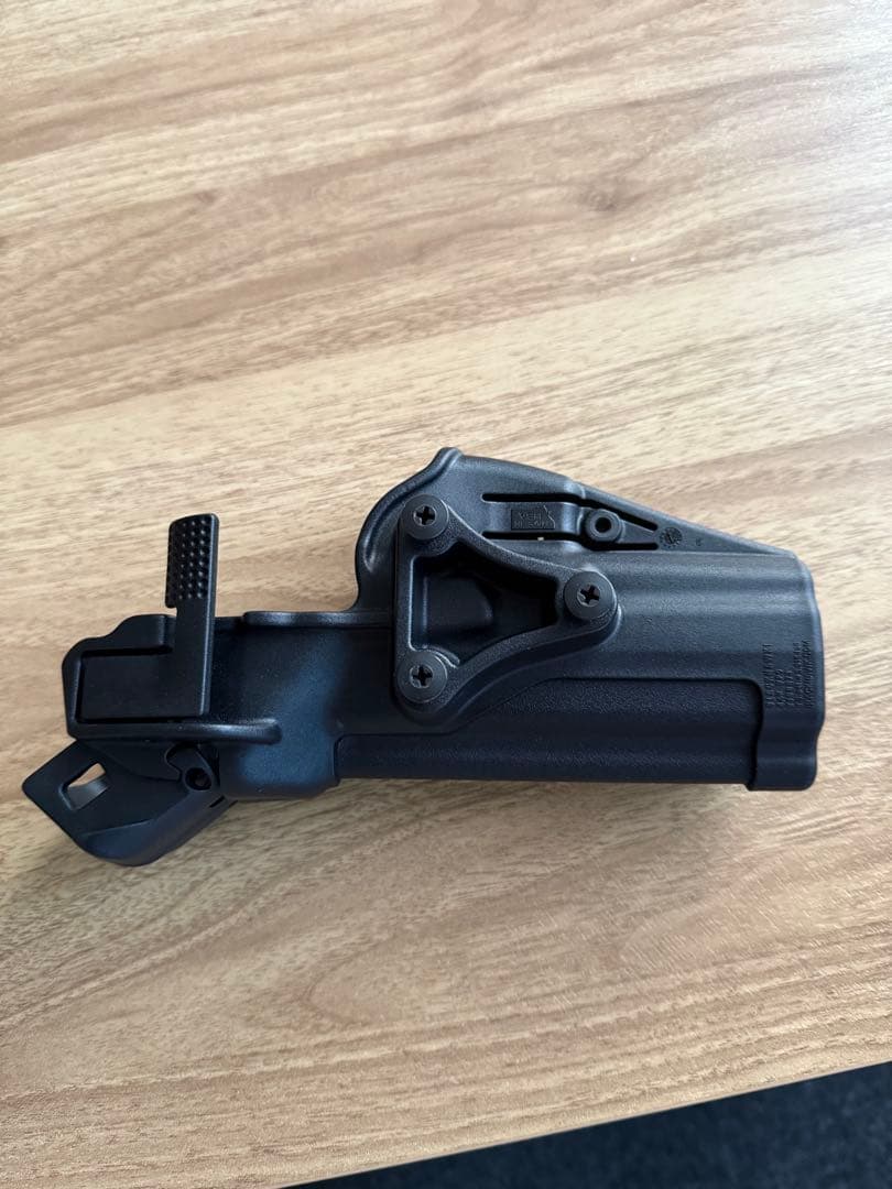 BLACKHAWK Serpa DUTYホルスター SFP9