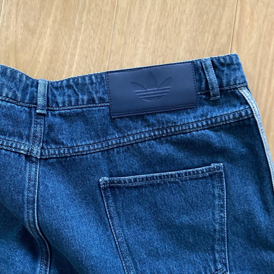 新品未使用　アディダス adidas デニム パンツ3432