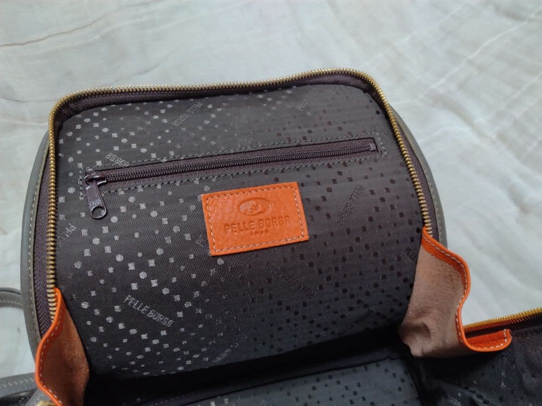 PELLE BORSA シボレザーリュック*グレージュ