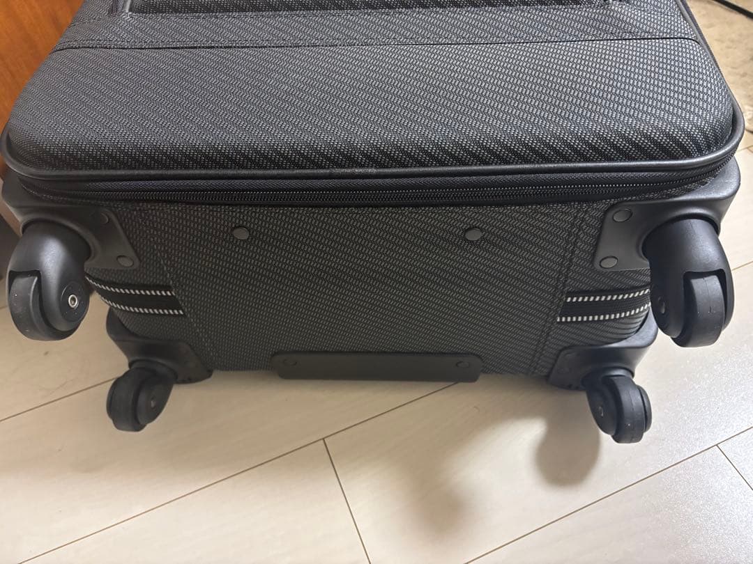 シフレ エスケープ★ソフトスーツケース／キャリーバッグ