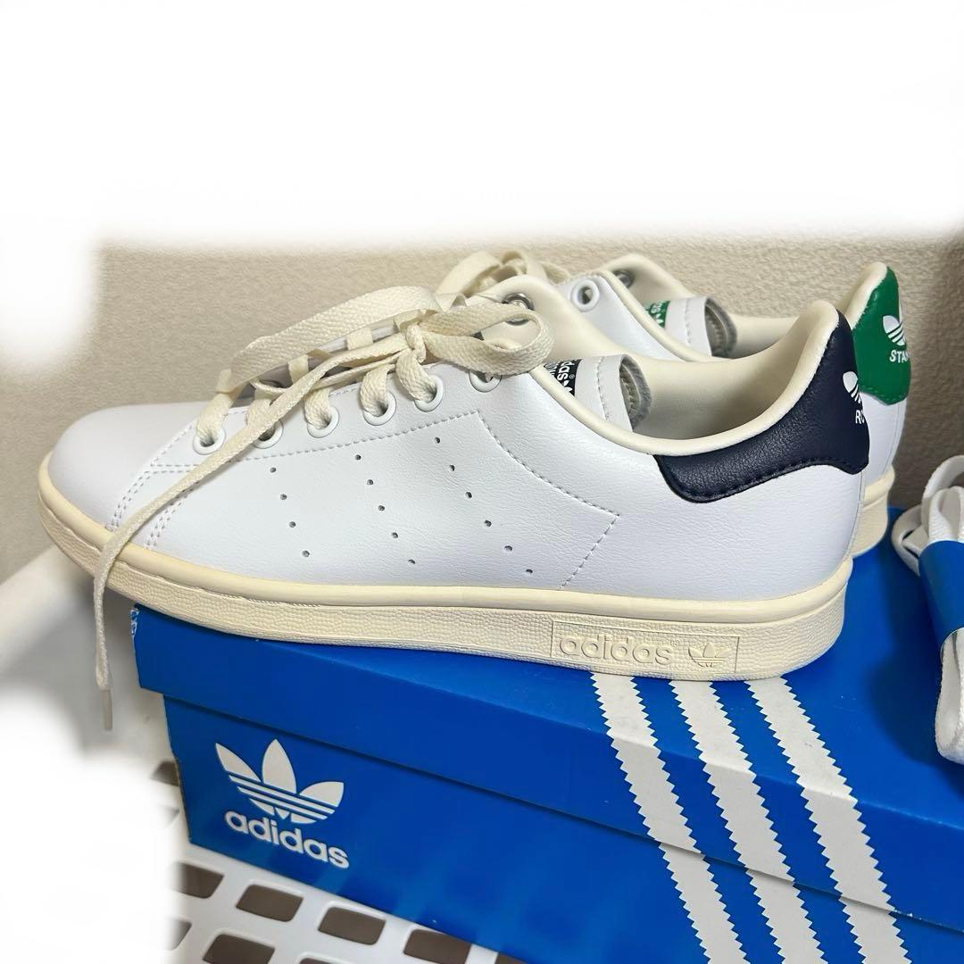 アディダス ★スタンスミス★ FY1794　ホワイト×グリーン＆ネイビー