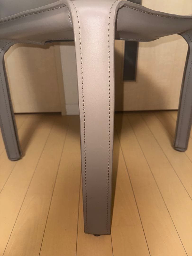 Cassina 412 CABチェア