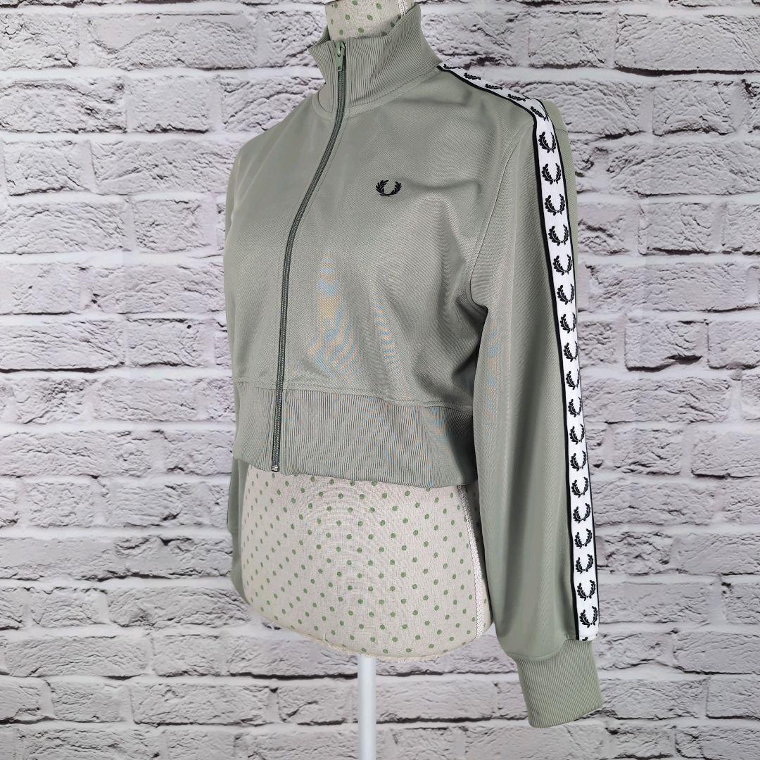 フレッドペリー クロップドトラックジャケット Ｍ オリーブ ポルトガル製