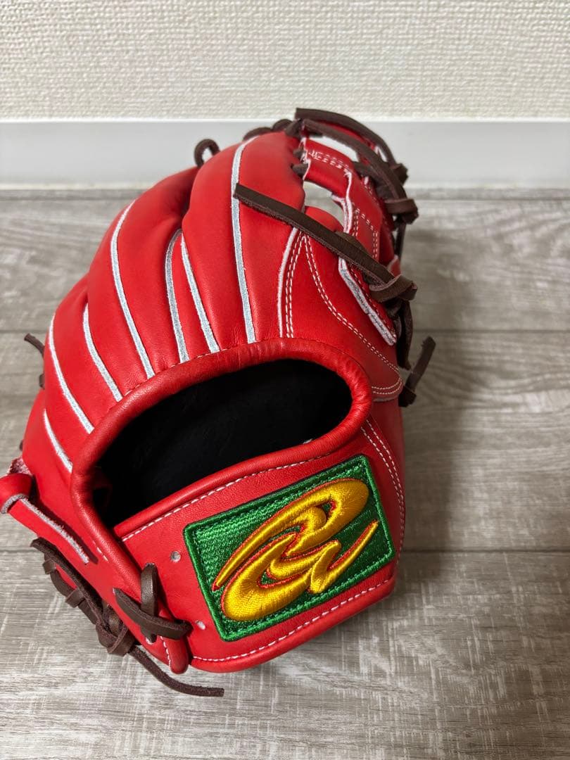 ドナイヤ　軟式グラブ