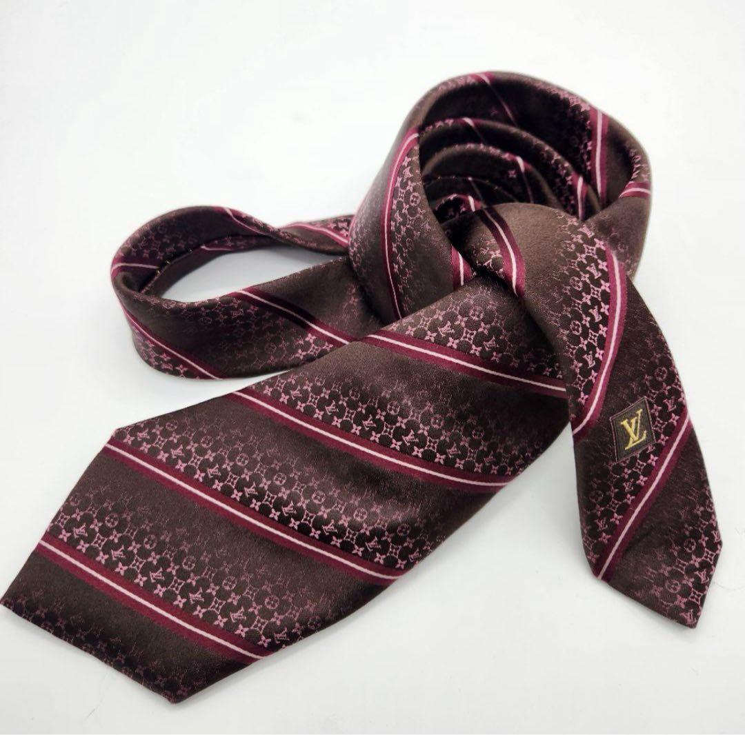 LOUIS VUITTON ルイヴィトン モノグラム　LVロゴ　ネクタイ　美品