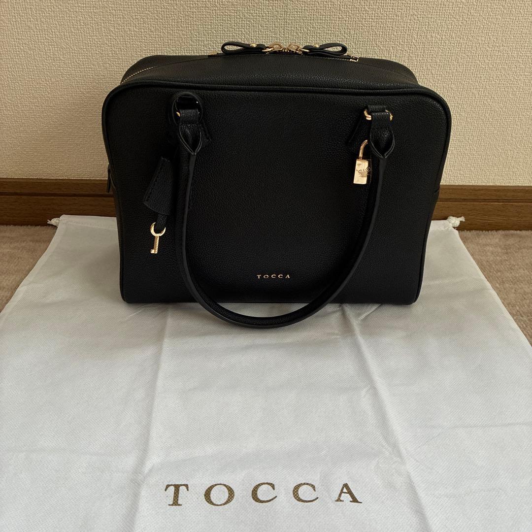 TOCCA 本革☆ボストンバッグ☆ブラック 美品