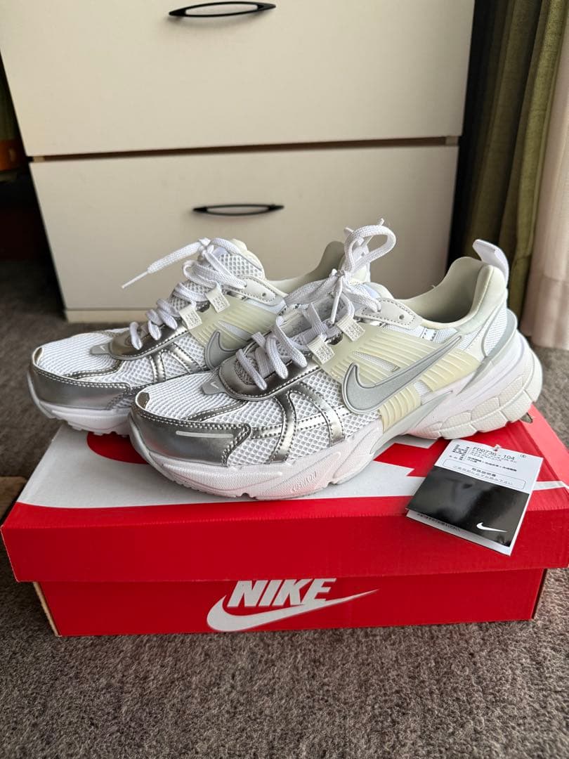 Nike V2K Run スニーカー 8.5