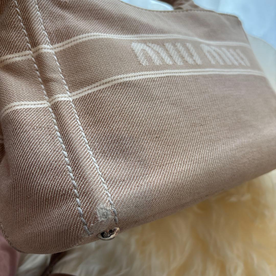 わんわん　miumiu ジャガードロゴデニムトート　カナパ