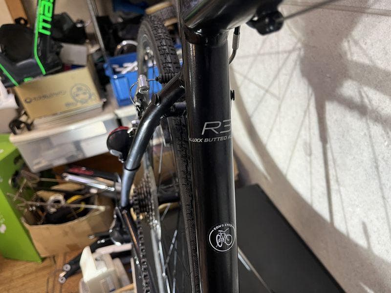 GIANT ESCAPE R3 クロスバイク sizeM　2020年