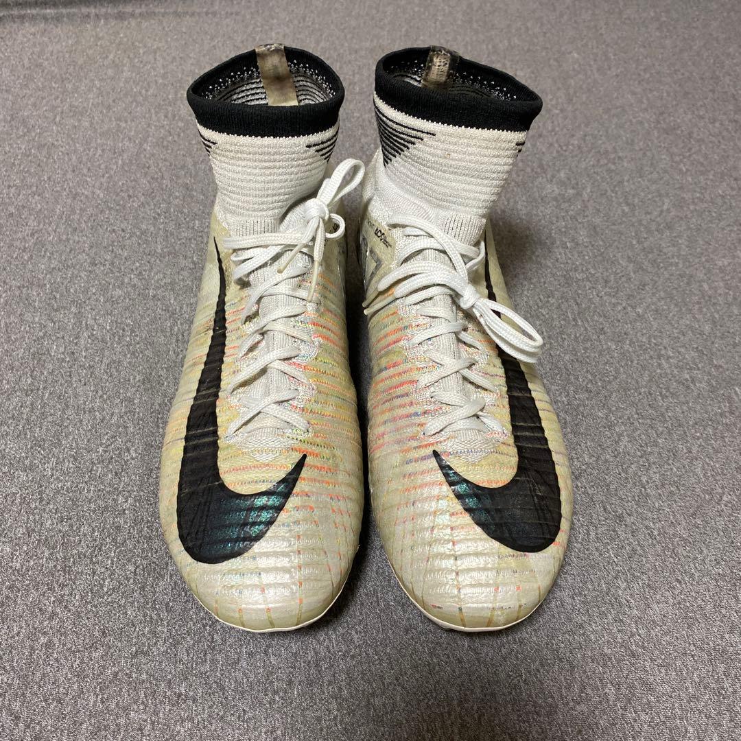NIKE マーキュリアルCR7