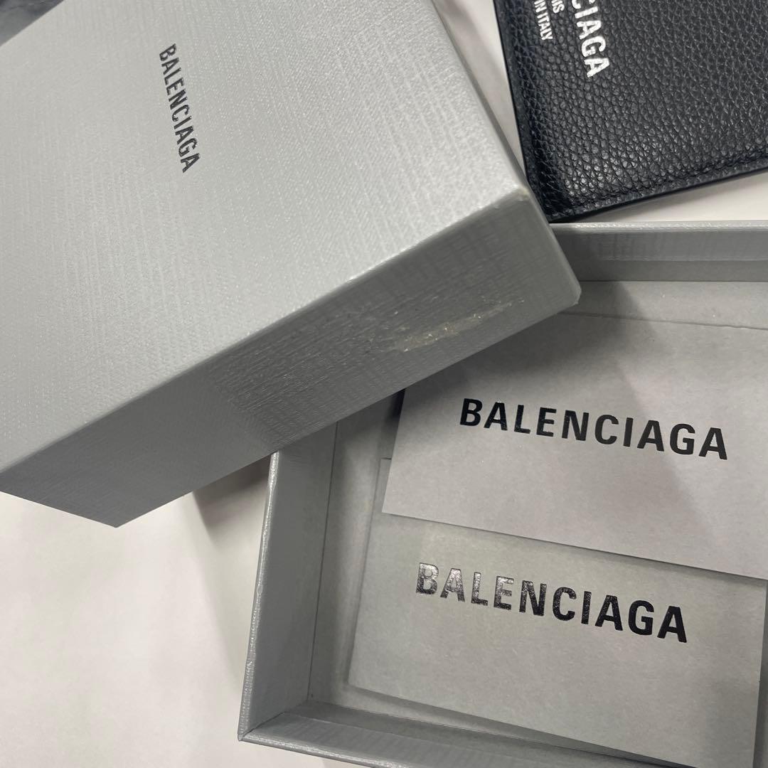 BALENCIAGA 二つ折り財布(小銭入れ無し)