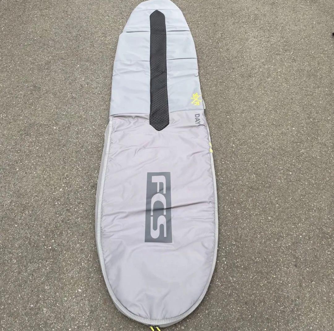 FCS DAY 3Dフィット サーフボードケース グレー