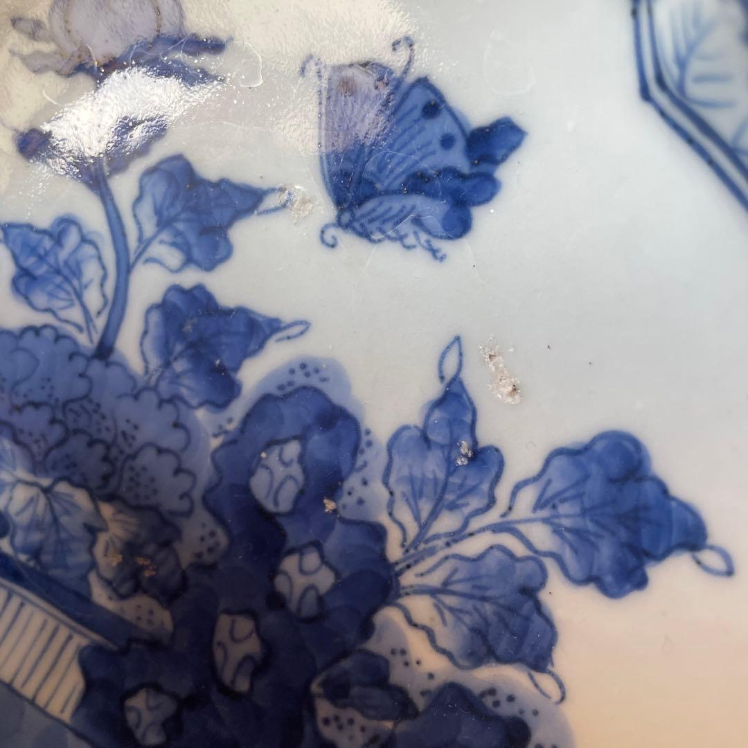 古伊万里　染付　蝶々　牡丹　生垣　瓢箪　墨弾き　変形皿　2客