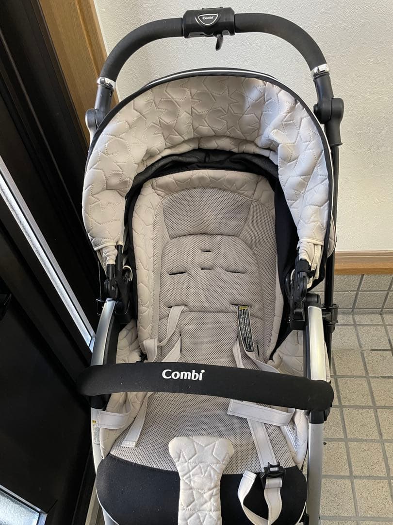 極美品✨送料無料 コンビ アンブレッタ 4キャス プレミアム エッグショック