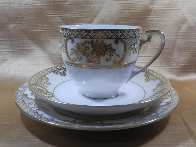 ノリタケ　トリオ　金盛