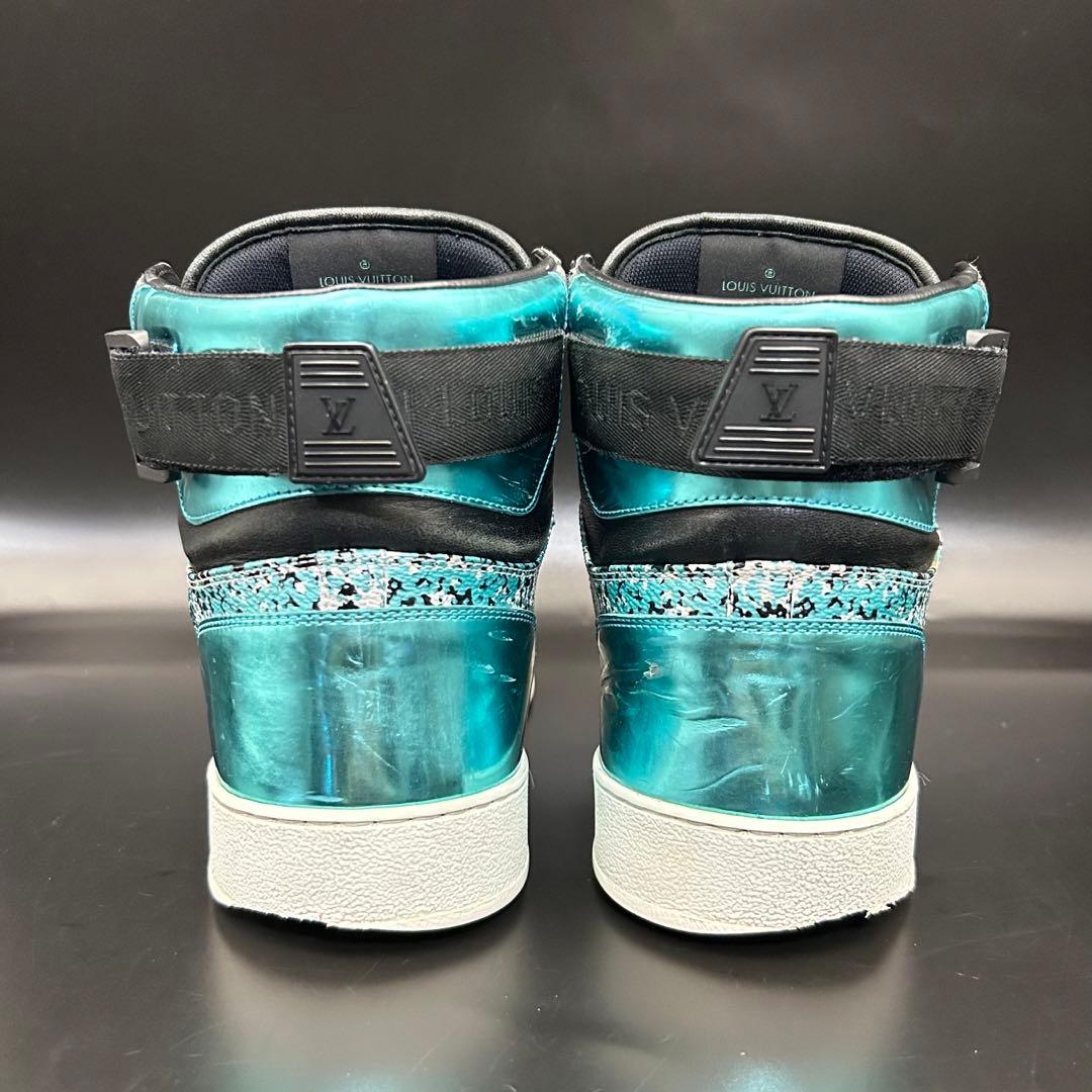 ルイヴィトン リヴォリライン スニーカー モノグラム メンズ レザー 白