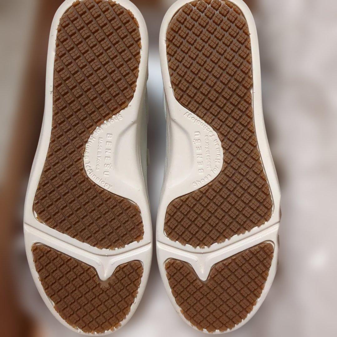 BENESU アーチ復元　白革スニーカー 23.5　ベネシュ