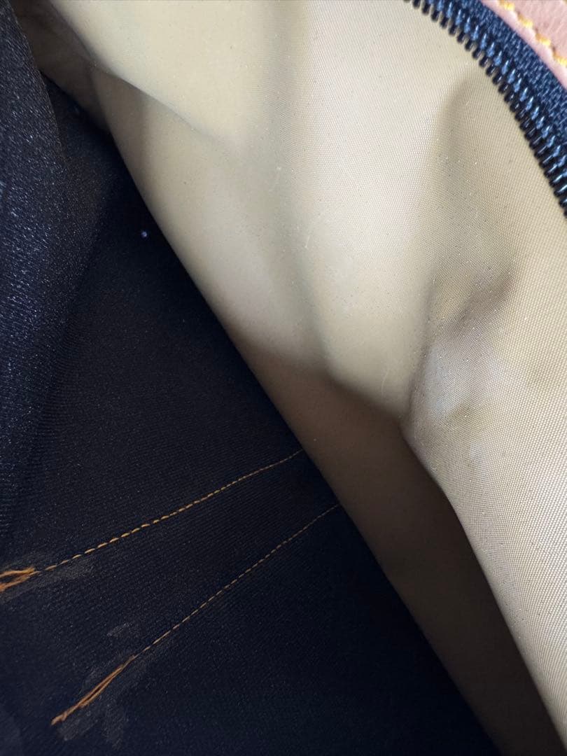 【美品】ハンティングワールド　HUNTING WORLD バチュー