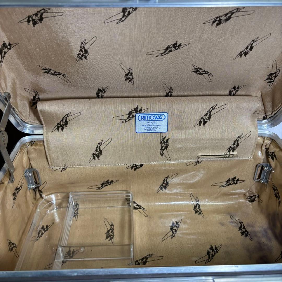 美品 レア リモワ クラシックフライト ビューティーケース 971.38 11L