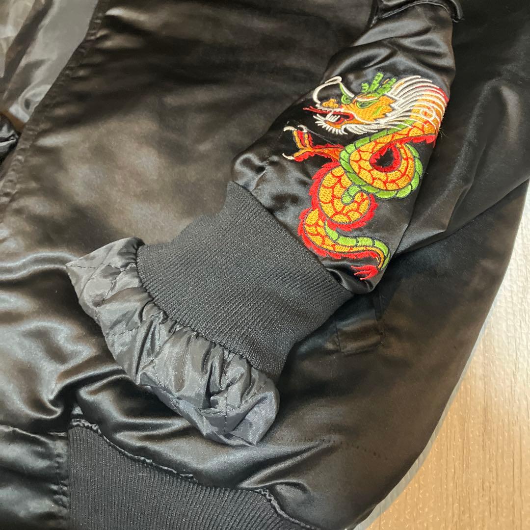 黒 サテン スカジャン ドラゴン刺繍