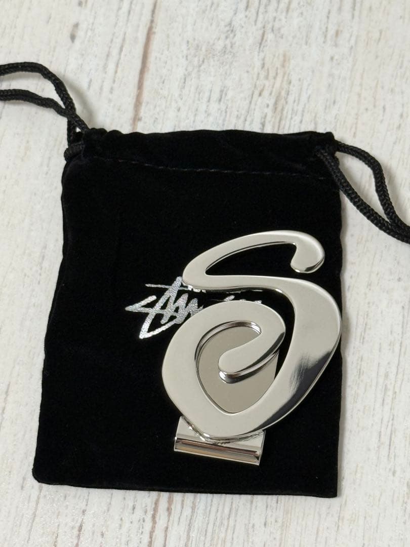 小物 STUSSY SWIRLY S MONEY CLIP