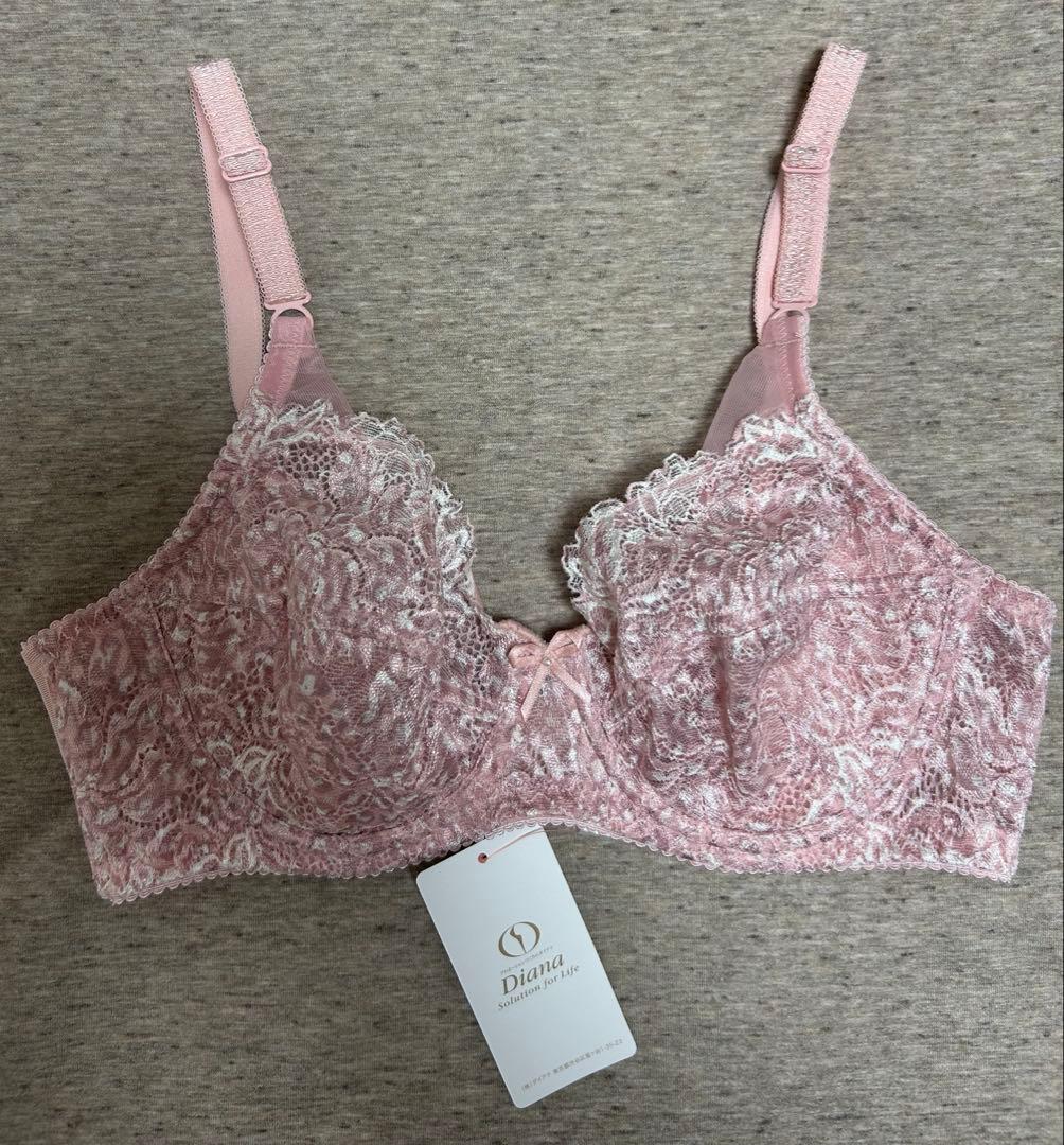 【未使用】ダイアナ3/4カップブラジャー B75