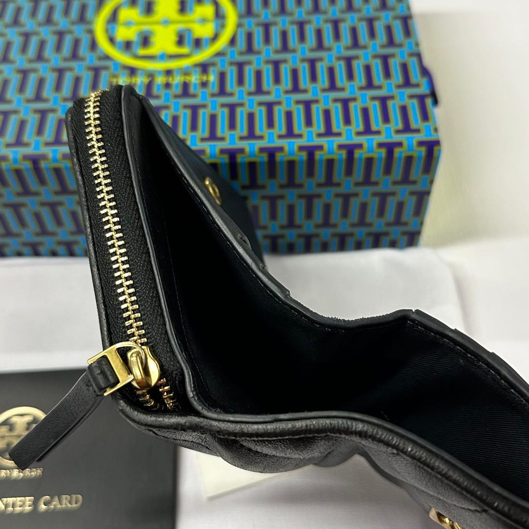 新品同様‼️ 現行　トリーバーチ　財布　折り財布　キルティング　付属品付き